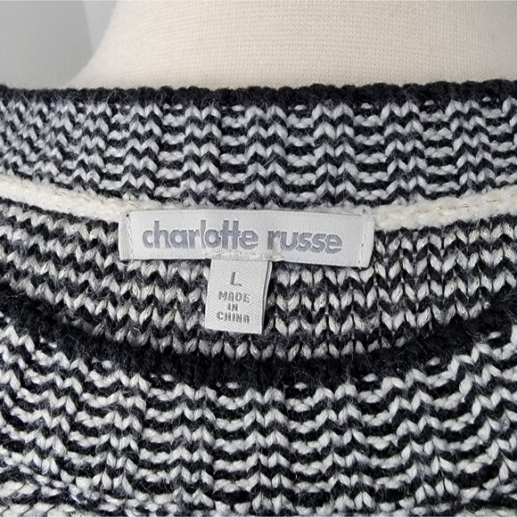 Charlotte Russe Black and White Chevron Cropped Pullover Sweater Size Large - Picture 7 of 7
